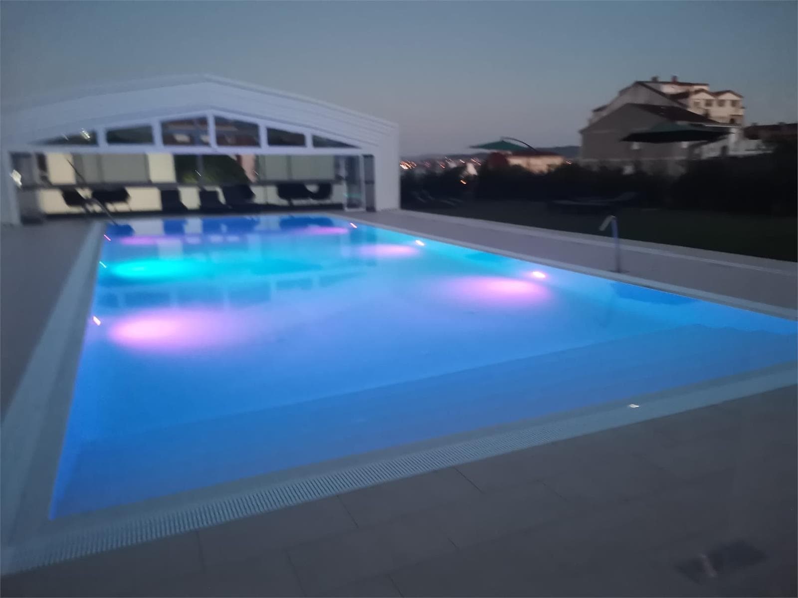 Ven a disfrutar de nuestra Piscina  - Imagen 21