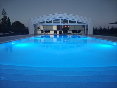 Ven a disfrutar de nuestra Piscina